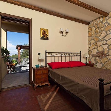 Horse House Apartment Ragalna Exterior foto