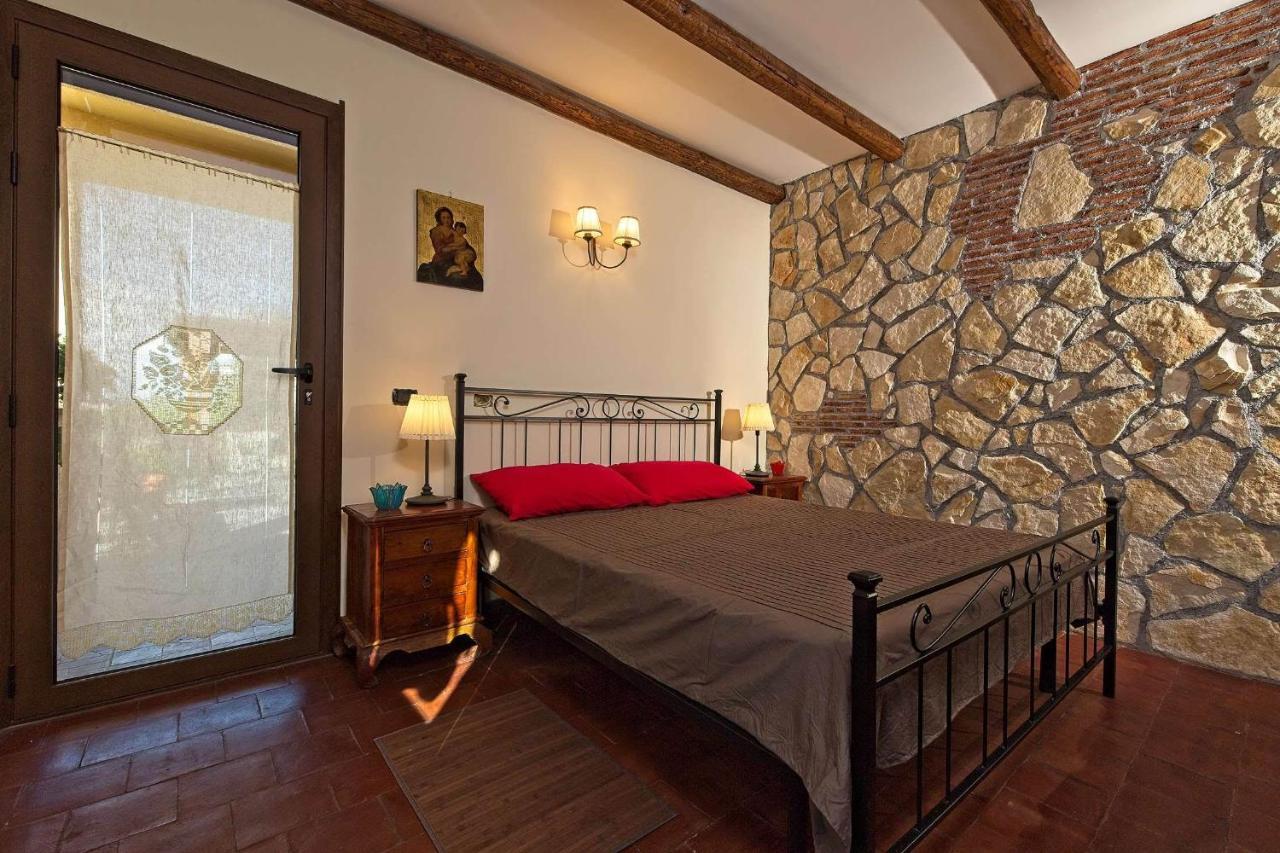 Horse House Apartment Ragalna Exterior foto